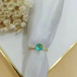 Anel solitario cravejado zirconia redonda cores