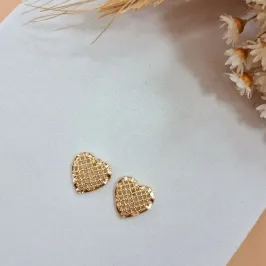 Brinco coração xadrez