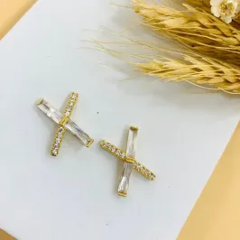 Brinco em X mulheres especiais banho em prata