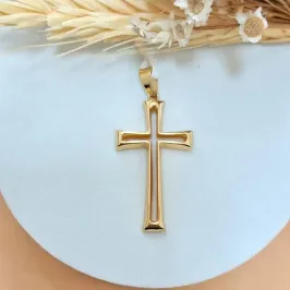 Pingente cruz vazada