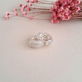 Argola cravejada luxuosa P