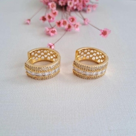 Argola Luxuosa com zirconias