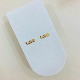 Brinco love delicado