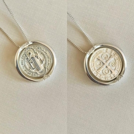 Colar São Bento duplo giratório