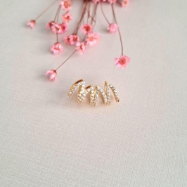 Piercing ear cuff cravejado