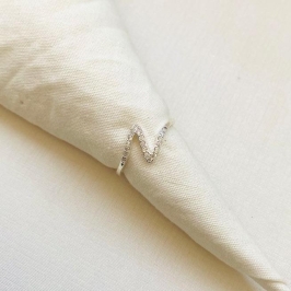 Anel voltas cravejadas