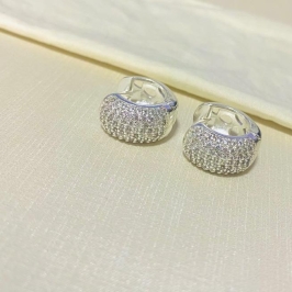 Argolinha cravejada 4 fileiras - gotas vazadas