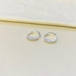 Argolinha cravejada zircônia 1 fileira P