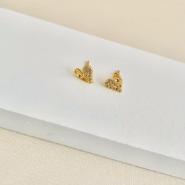 Brinco coração metade cravejado