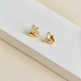 Brinco coração metade liso metade zirconia