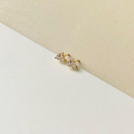 Brinco ponto de luz triangular P