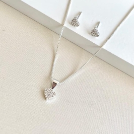 Conjunto micro coração cravejada
