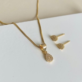 Conjunto mini gota cravejada