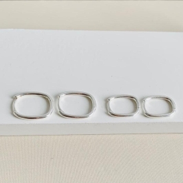 Dupla argolinha fina quadrada