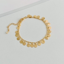 Pulseira com círculo pendurados