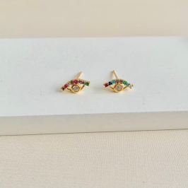 Brinco olho cravejado com zirconia