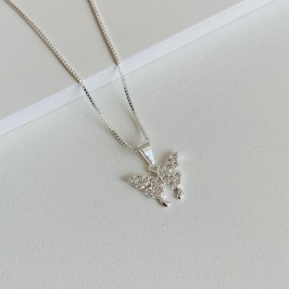 Colar borboleta cravejada