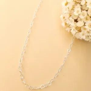 Colar Elos de Coração Banho em Prata 40 cm