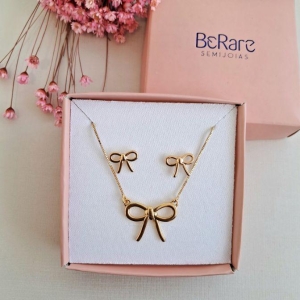 Conjunto Laço Dourado