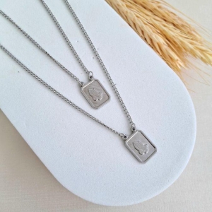 Escapulário mão de Fátima aço inoxidável