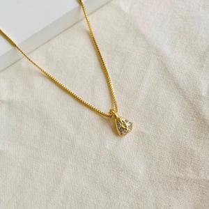 Colar mini Nossa Senhora iregular