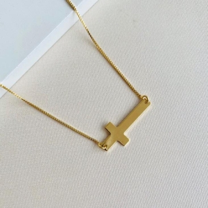 Corrente cruz deitada