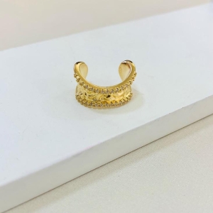 Piercing fake bordas cravejadas