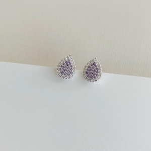 Brinco gota cravejado lilas e cristais