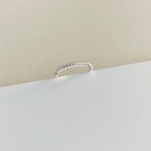 Anel minimalista aspiral