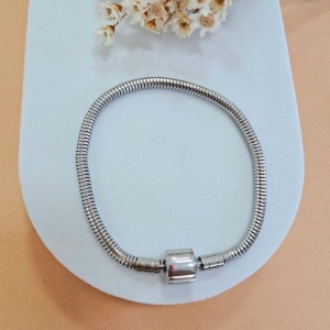 Bracelete Steel de berloque tradicional