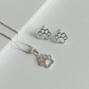Conjunto patinha de cachorro vazada