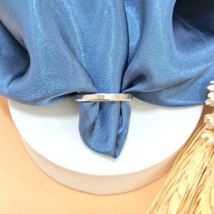 Aliança steel meio quadrada