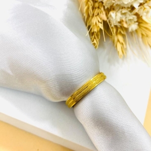 Aliança Steel dourada diamantada com 1 risco