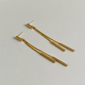 Brinco zirconia venezianas com cilindro quadrado