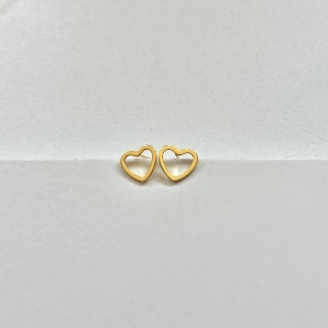 Brinco coração liso vazado