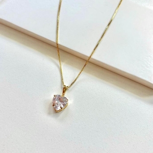 Colar coração brilhante