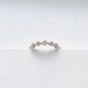 Anel detalhes com zirconia