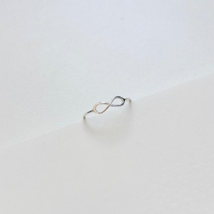 Anel infinito liso