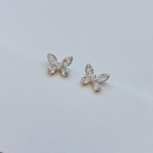Brinco borboleta zirconia