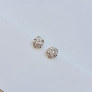 Brinco flor com zirconia