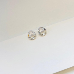 Brinco gota com zirconia