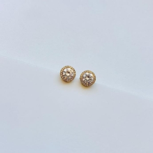 Brinco zirconia com cravejado