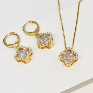 Conjunto lux trevo em zirconia