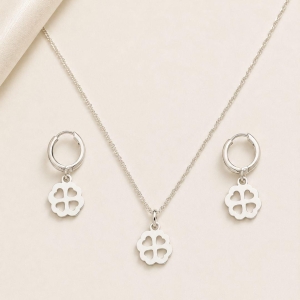 Conjunto trevo vazadinho prata
