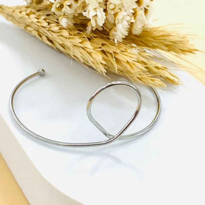 Bracelete formato em gota steel