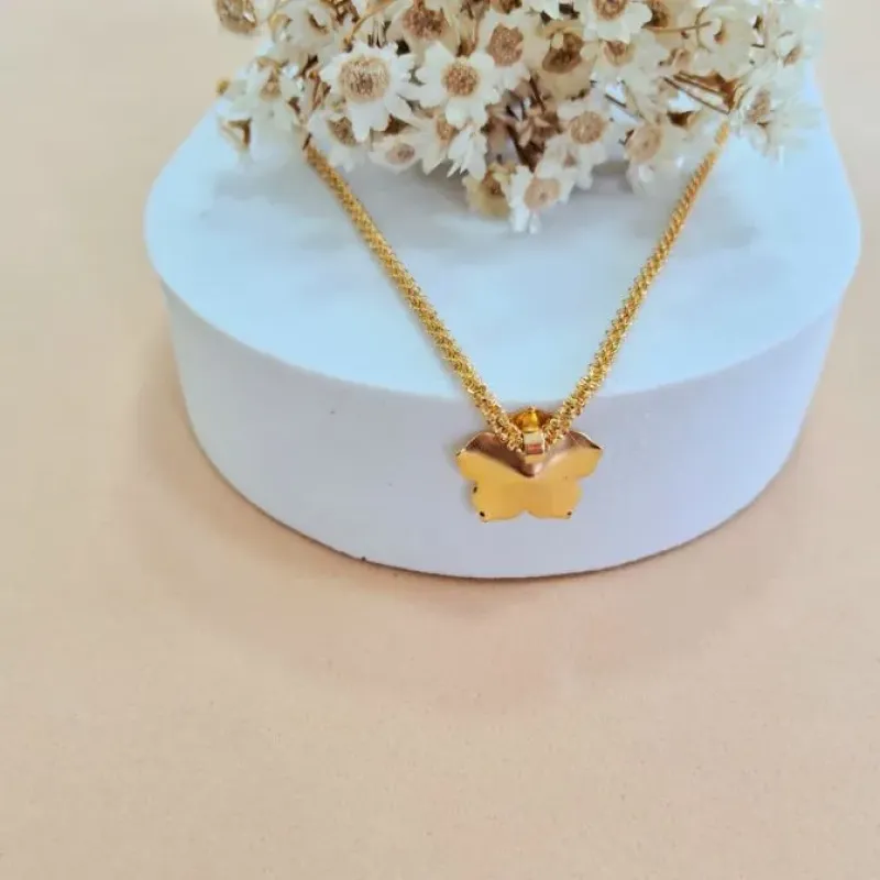 Choker 3D diamantada com flor