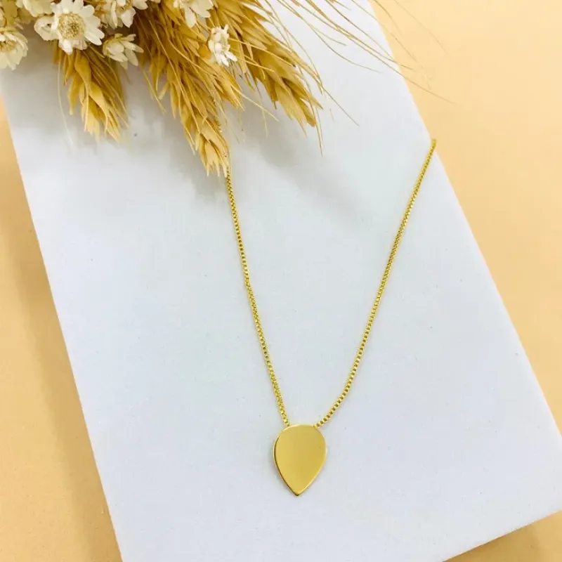 Colar gota lisa pequena