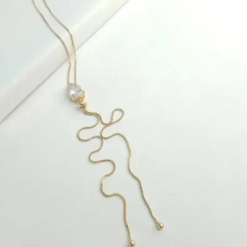 Colar gravatinha longo gota de cristal