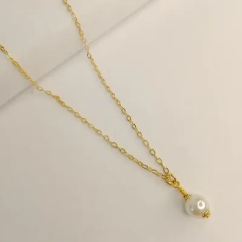 COLAR PINGENTE DE PÉROLA 