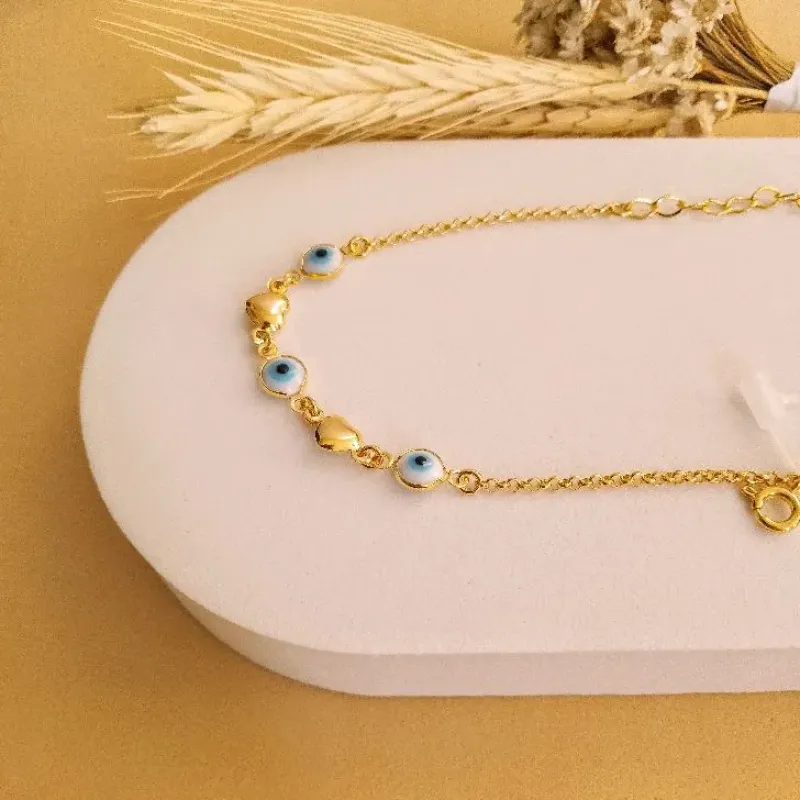 Pulseira corações com olho grego